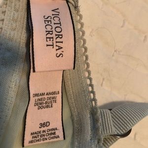Victoria's Secret Intimates & Sleepwear - Victoria’s Secret Dream Angels Lined Demi 36D Victoria's Secret Intimates & Sleepwear - Victoria’s Secret Dream Angels Lined Demi 36D